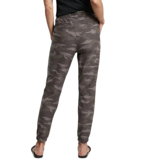 Athleta Camo Farallon Jogger Pants Drawstring Waist Women's Size 10 Activewear - Picture 3 of 16